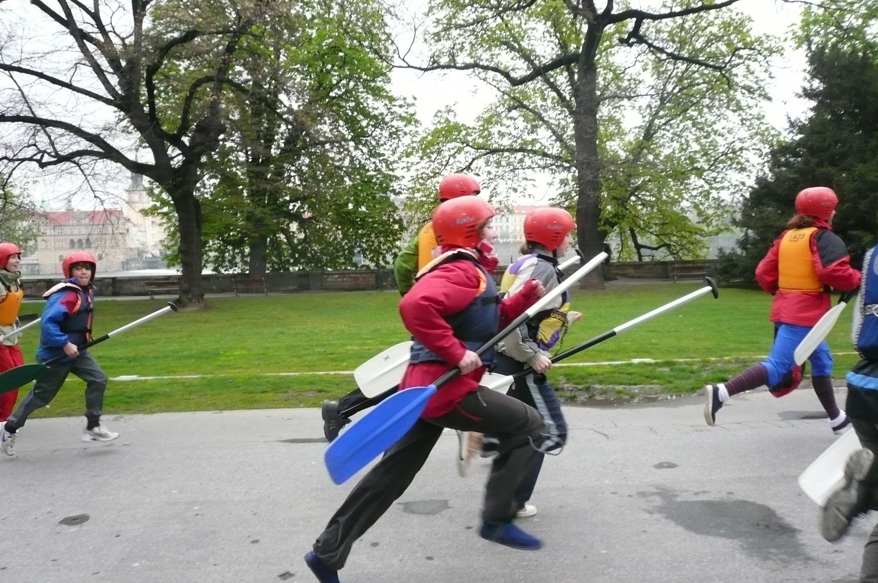 CAL 2008 04 Studna jez za vecera septa 16